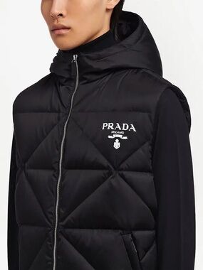 PRADA Unisex Re Nylon Down Vest